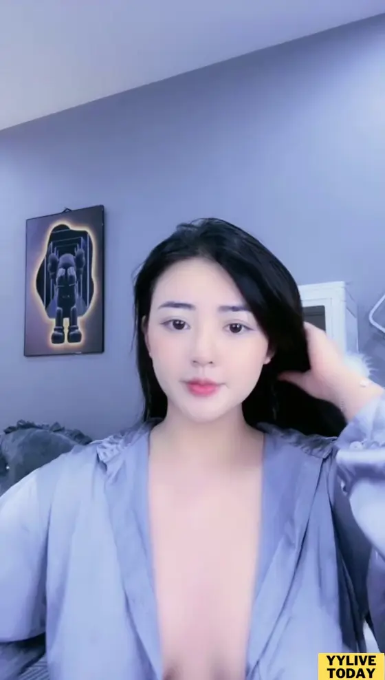 Vy Baby Yylive Show Hàng Khoe Body Cực Hấp Dẫn Hình 4