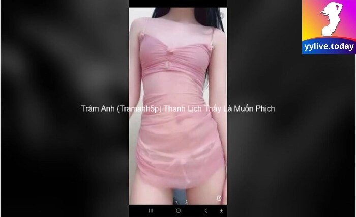 Trâm Anh (Tramanh5p) Thanh Lịch Thấy Là Muốn Phịch 2